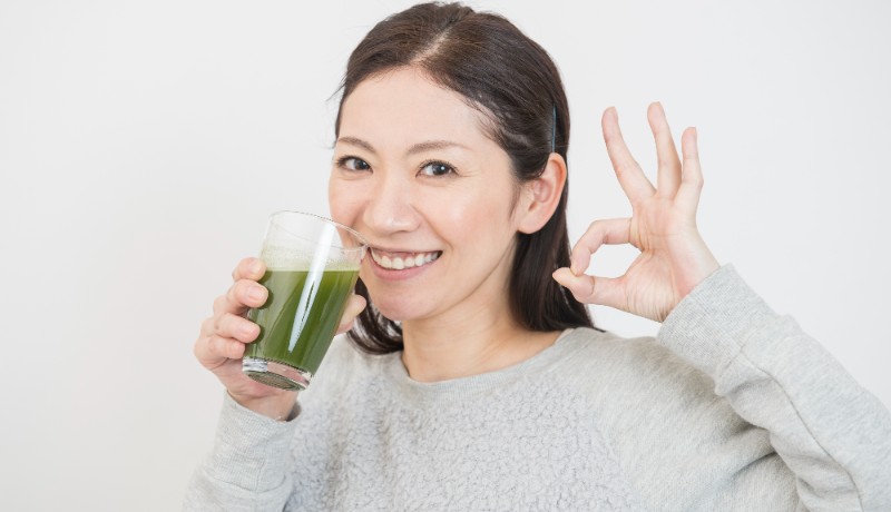 食物繊維が豊富で腹持ちがいい！ダイエット中も飲みやすい青汁