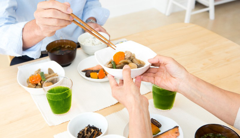 冷凍野菜にも栄養はある！1日1～2杯の青汁をプラスするのがおすすめ