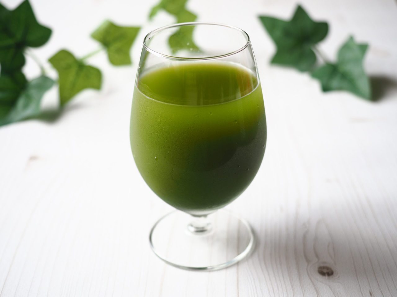 人気の青汁を飲んで毎日の健康をサポートしよう